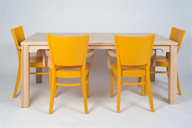 Barevné jídelní dřevěné křeslo AROL, barva moření dle vzorku zákazníka, dřevěný stůl TOPALOV, český výrobce židlí a stolů Sádlík, Moravský Písek (3)